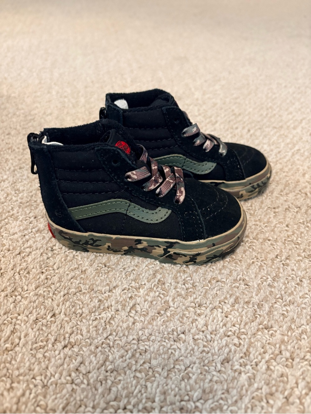 Vans Kids' Sk8-Hi Black & Olive Camo High-Top Sneakers- brand new